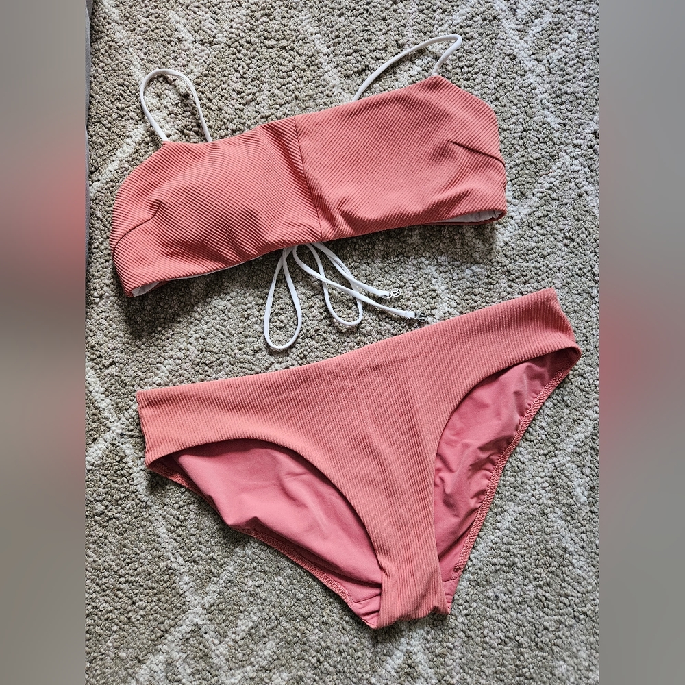 Lululemon Poolside Pause Bikini size 10
